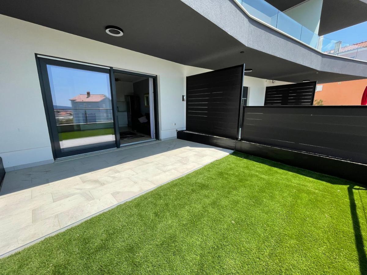 Lux Nanea Apartment Krk Town Exterior foto